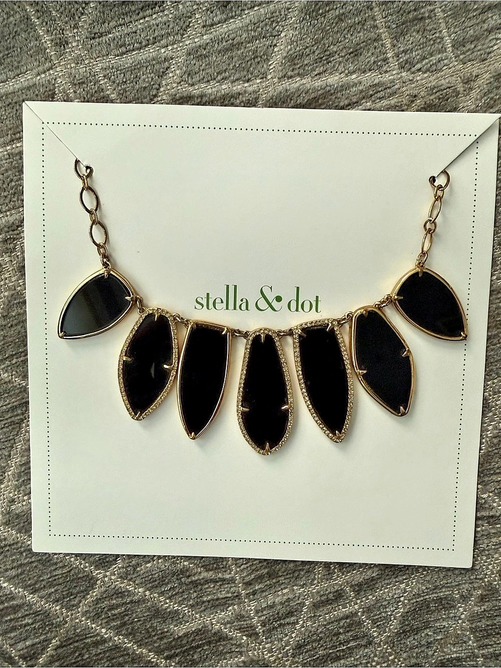 Stella & Dot Allegra necklace
